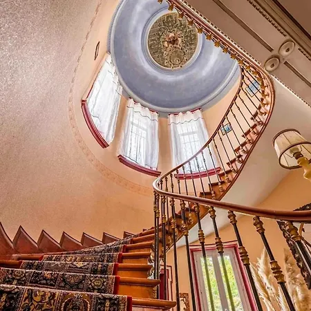 Maison Charmante A Avec Jardin Genereux بيت للعطل *