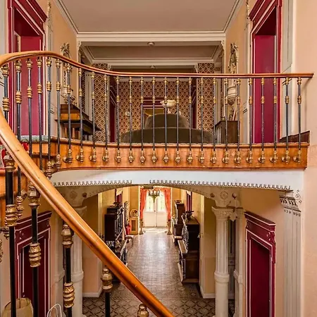 Maison Charmante A Avec Jardin Genereux *