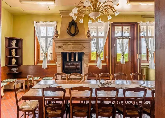 Maison Charmante A Avec Jardin Genereux *